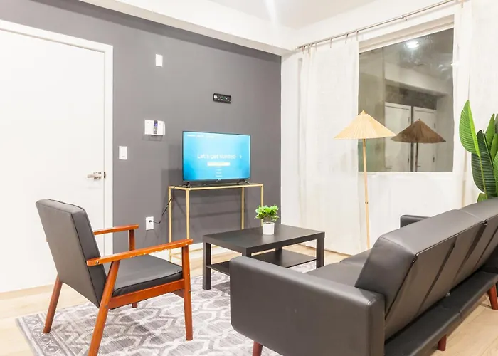 2-Bedroom 2-Bath- Wd,Trendy -Wifi-Free-Parking